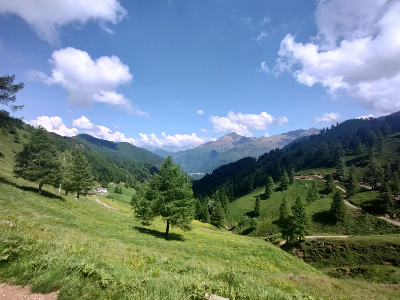 Paesaggio durante l'escursione: Rifugio Ombrega e Pizzo di Goredo